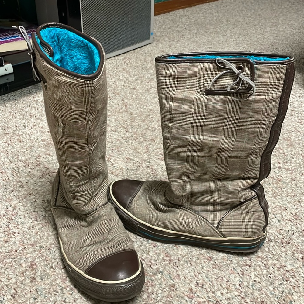 Converse waterproof faux fur lined boots